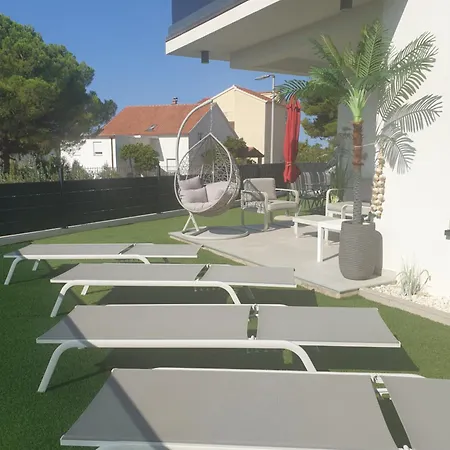 Paul Et Nana تروغير